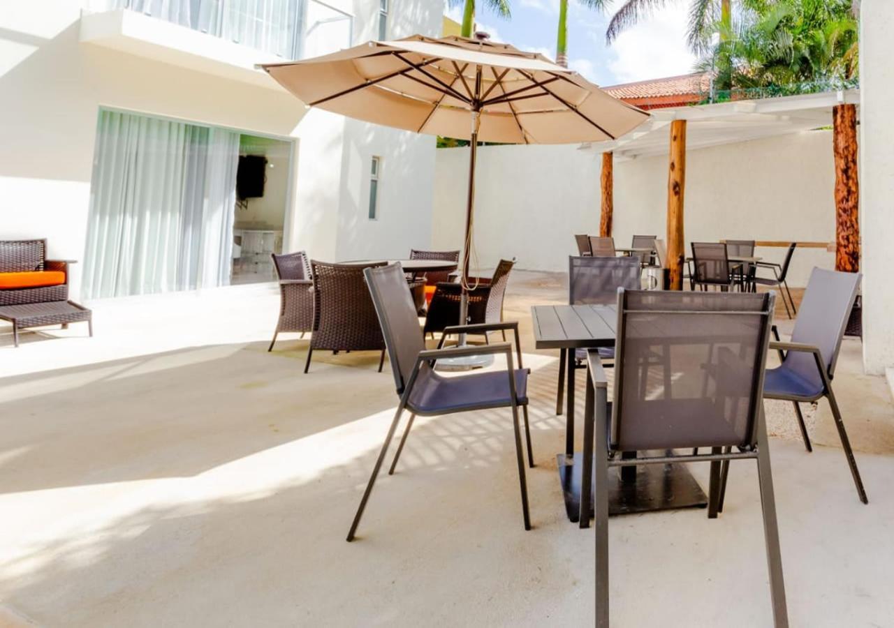 Studiotel Cancún Exterior foto